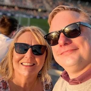 Meet your Posher, Lisa